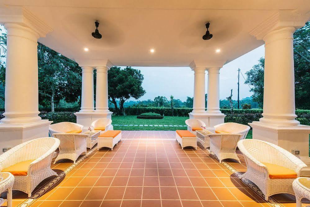 Bed and Breakfast Botanica Mansion Balik Pulau Exterior foto